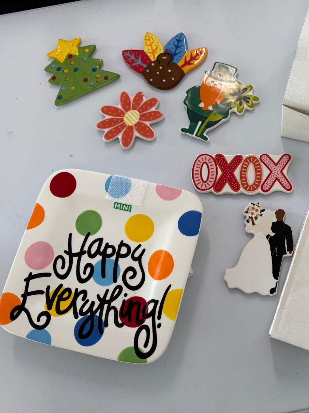 Happy Everything decor